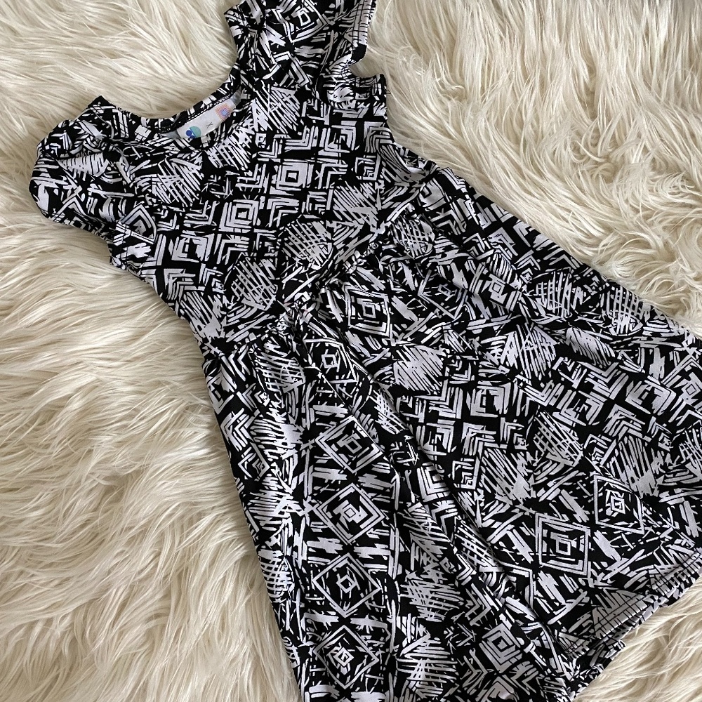 DotDotSmile X LuLaRoe Vintage cap sleeve dress